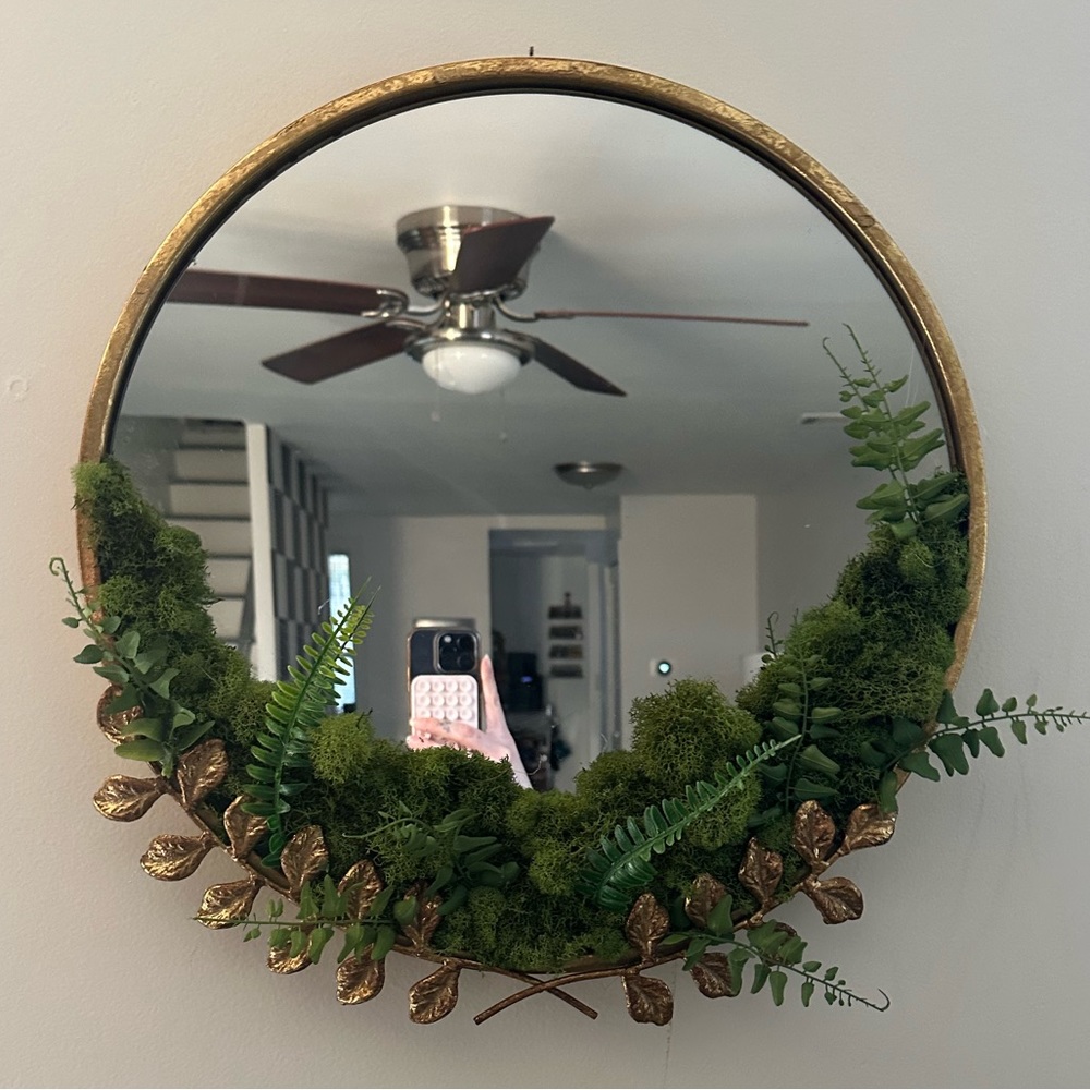 18in moss mirror